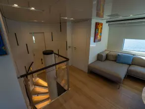 Sanlorenzo-SD112-Bonita-II-motor-yacht-for-sale-interior-image-Lengers-Yachts-9.jpg