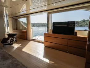 Sanlorenzo-SD112-Bonita-II-motor-yacht-for-sale-interior-image-Lengers-Yachts-4.jpg