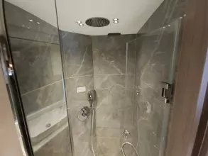 41 - VIP Cabin En Suite