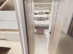 37 - Entrance to VIP Cabin