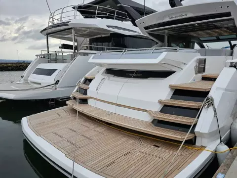 8 - Bathing Platform