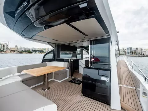 14 - Aft Cockpit