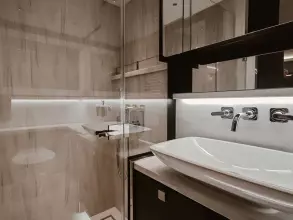 18 - Master En Suite