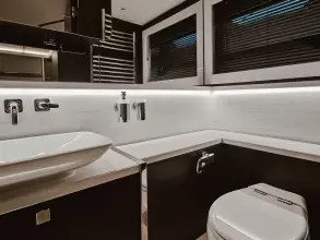 17 - Master En Suite