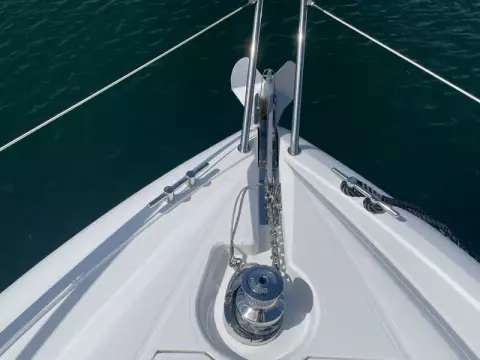 6 - Foredeck