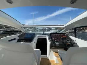 16 - Cockpit