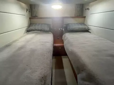 37 - Twin Cabin