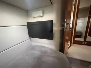 38 - Twin Cabin