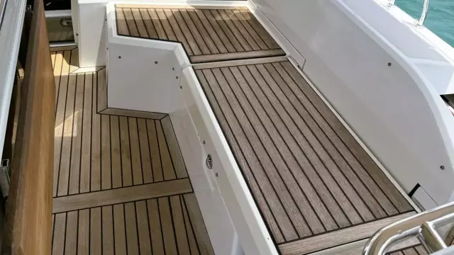 16 02 Cockpit IMG_1742_beneteau_461_2020
