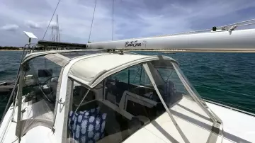 22 03 Deck IMG_1799_beneteau_461_2020