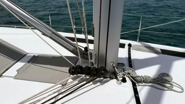 29 05 Mast Rigging IMG_1792_beneteau_461_2020