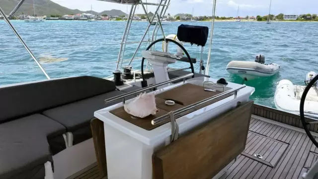 07 02 Cockpit IMG 1718_beneteau_461_2020
