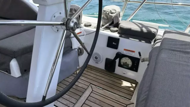 11 02 Cockpit IMG_1696_beneteau_461_2020