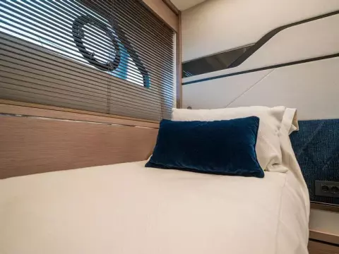 41 - Twin Guest Cabin