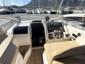 11 - Cockpit
