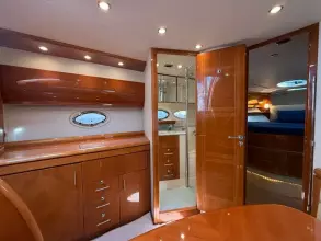 20 - Saloon