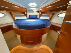 23 - VIP Cabin