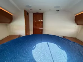 24 - VIP Cabin