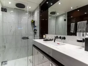 47 - Port Guest Cabin En Suite