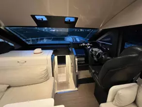 12 - Saloon