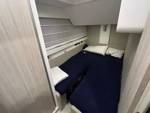 16 - Guest Twin Cabin