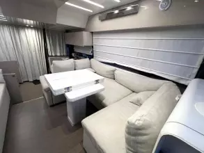 11 - Saloon
