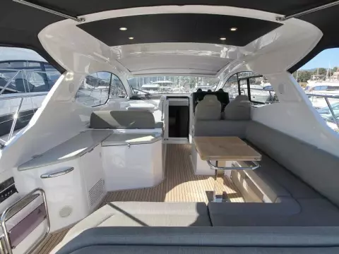 7 - Cockpit