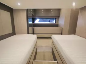 30 - Twin Cabin