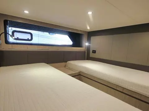 29 - Twin Cabin