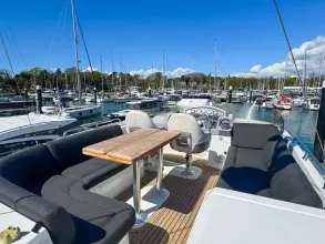 3 - Flybridge