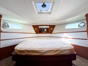 27 - Master Cabin