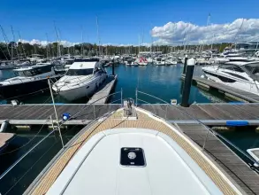 12 - Foredeck