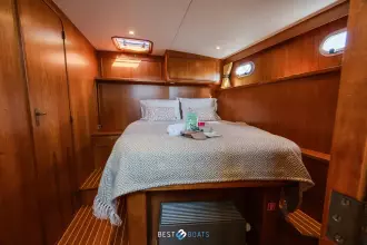Linssen Linssen 22