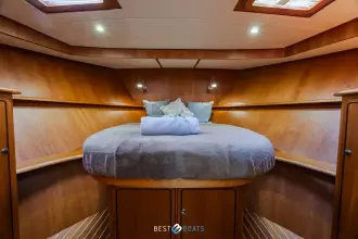 Linssen Linssen 28