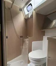 Head With Separate Shower