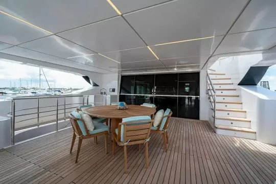 Skylounge Aft Deck