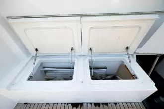 Cockpit Freezers