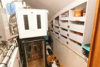 Port Storage And Wine Cooler