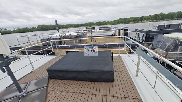 Floating 33 XL Hausboot RED PEARL 44