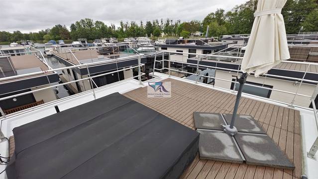 Floating 33 XL Hausboot RED PEARL 43