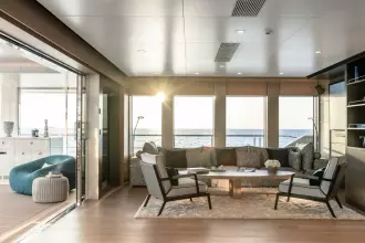 Upper Deck Salon