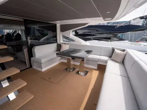 9 - Aft Cockpit