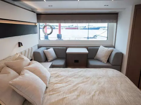 25 - Master Cabin