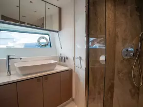 31 - VIP Cabin En Suite