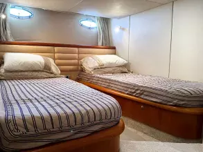 19 - Twin Guest Cabin