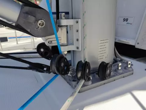 Jeanneau Sun Odyssey 440 sailboat rigging detail, 2019 model, featuring pulleys and ropes.