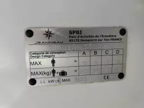 Plaque of 2019 Jeanneau Sun Odyssey 440, design categories, weight, and capacity details.