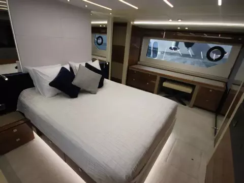 32 - Master Cabin