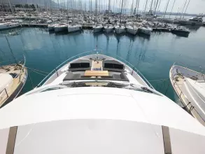 15 - Foredeck