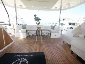 21 - Aft Cockpit